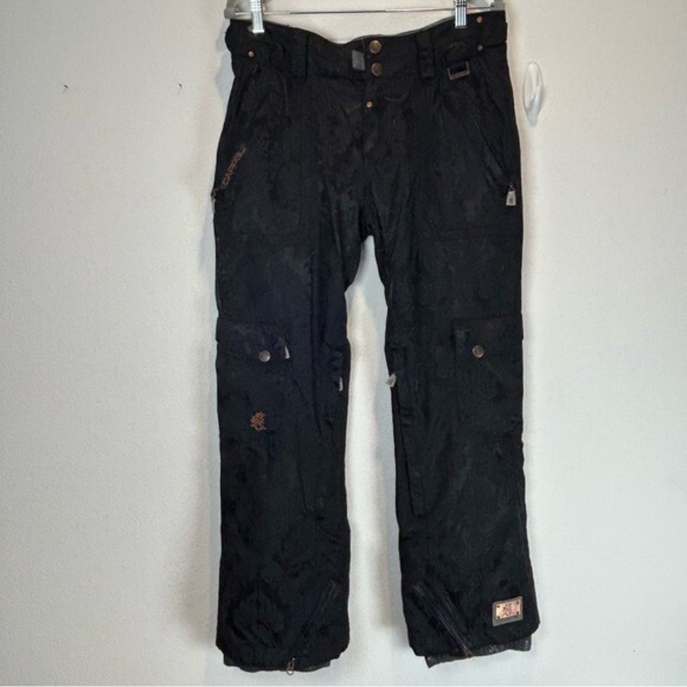 CAPP3L Glacier Womens Ski Snowboard Pants Medium Floral Paisley Embossed Black